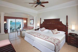 Sea View Junior Suites at the Hotel Riu Palace Las Americas